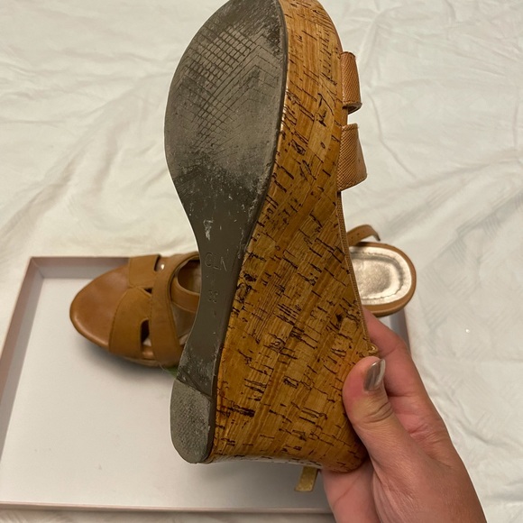 4” CLN Wedge Sandal - Picture 3 of 4